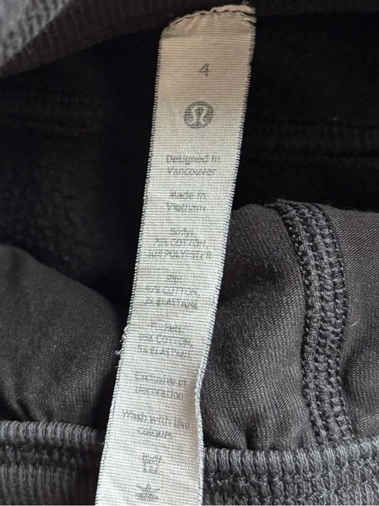 Lululemon Scuba Relaxed High Rise Jogger in Black ~ 26.5” - Picture 8 of 10